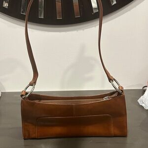 Oroton Brown Leather Shoulder Bag. Gently Used, clean interior and exterior